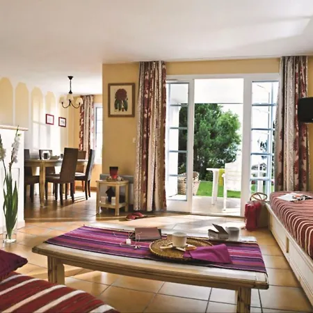 Le Domaine De Bordaberry 2p 4/5 *
